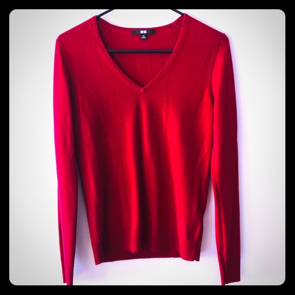 Sweater - Picture 1 of 4